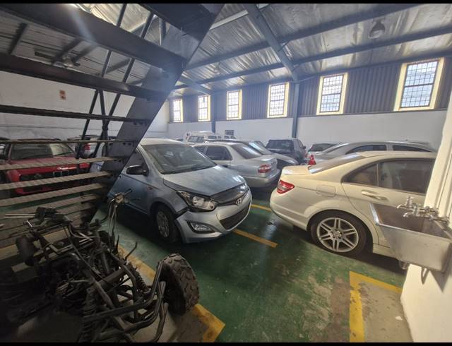 335M² WAREHOUSE TO LET IN DENVER